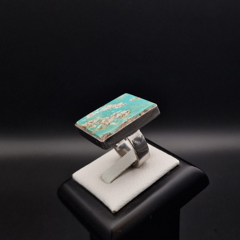 Natural Turquoise Handmade Silver Ring - Square cut - Fairuz