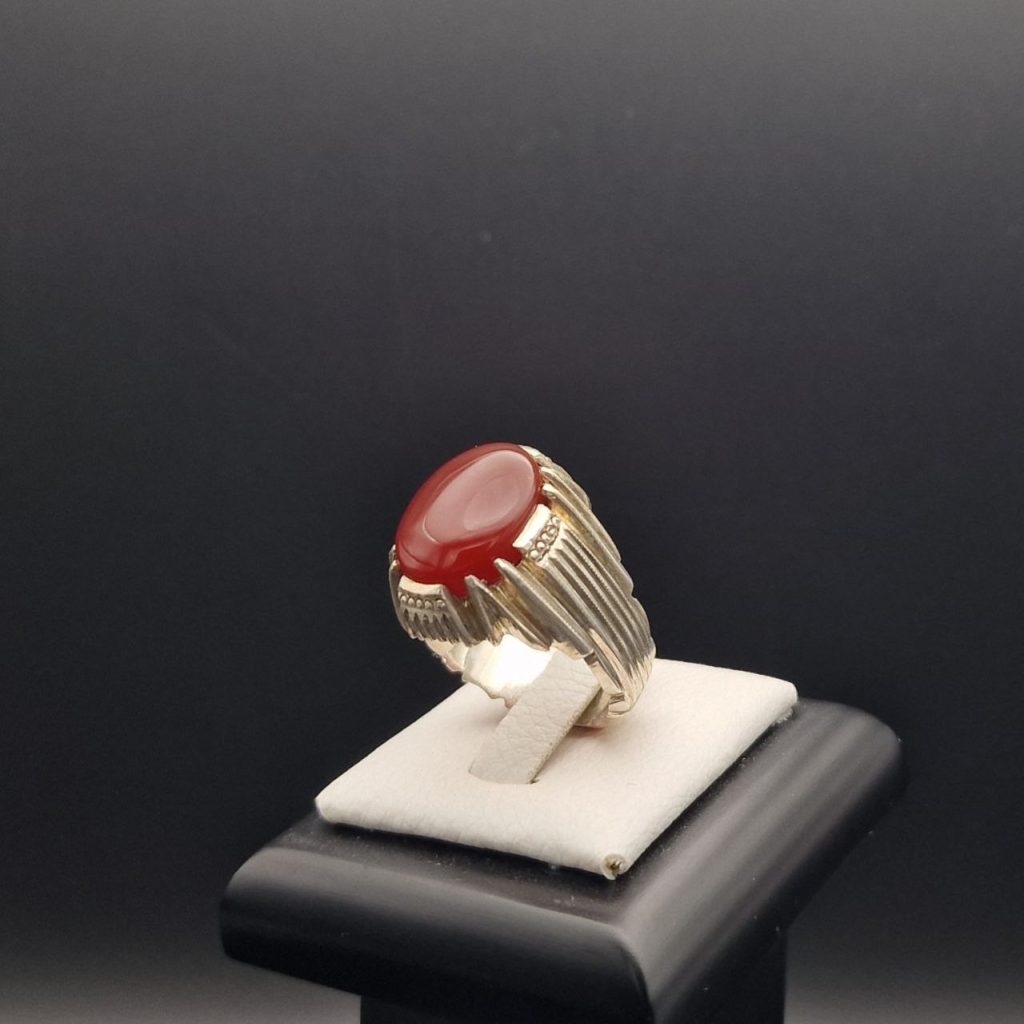 Yemeni Red Aqeeq Silver Ring – Handcrafted jewelry
