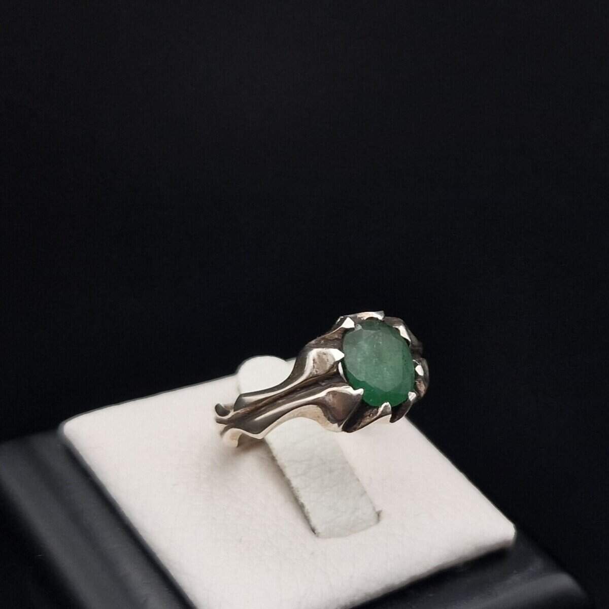 Emerald Ring for men | Unique and Handmade Jewelry by H&Co.